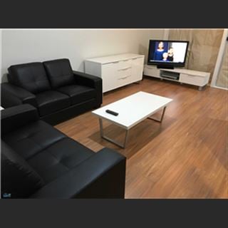 Single room for rent, 1 mins walk to Glenroy Railway station