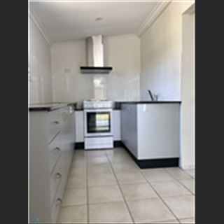 Granny Flat 2 phòng lớn cho thuê vùng Canley Heights 